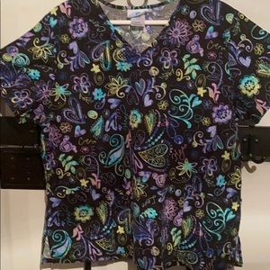 SB XL scrub print top